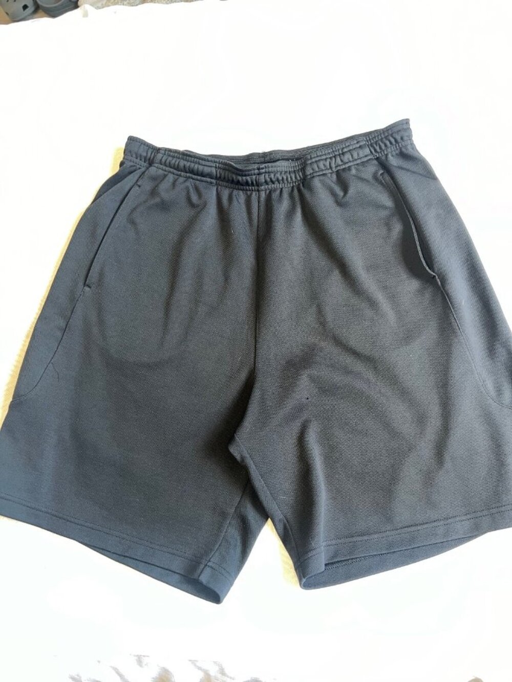 Reebok Mens Shorts Athletic Running & Workout Pockets Size LARGE Drawstring